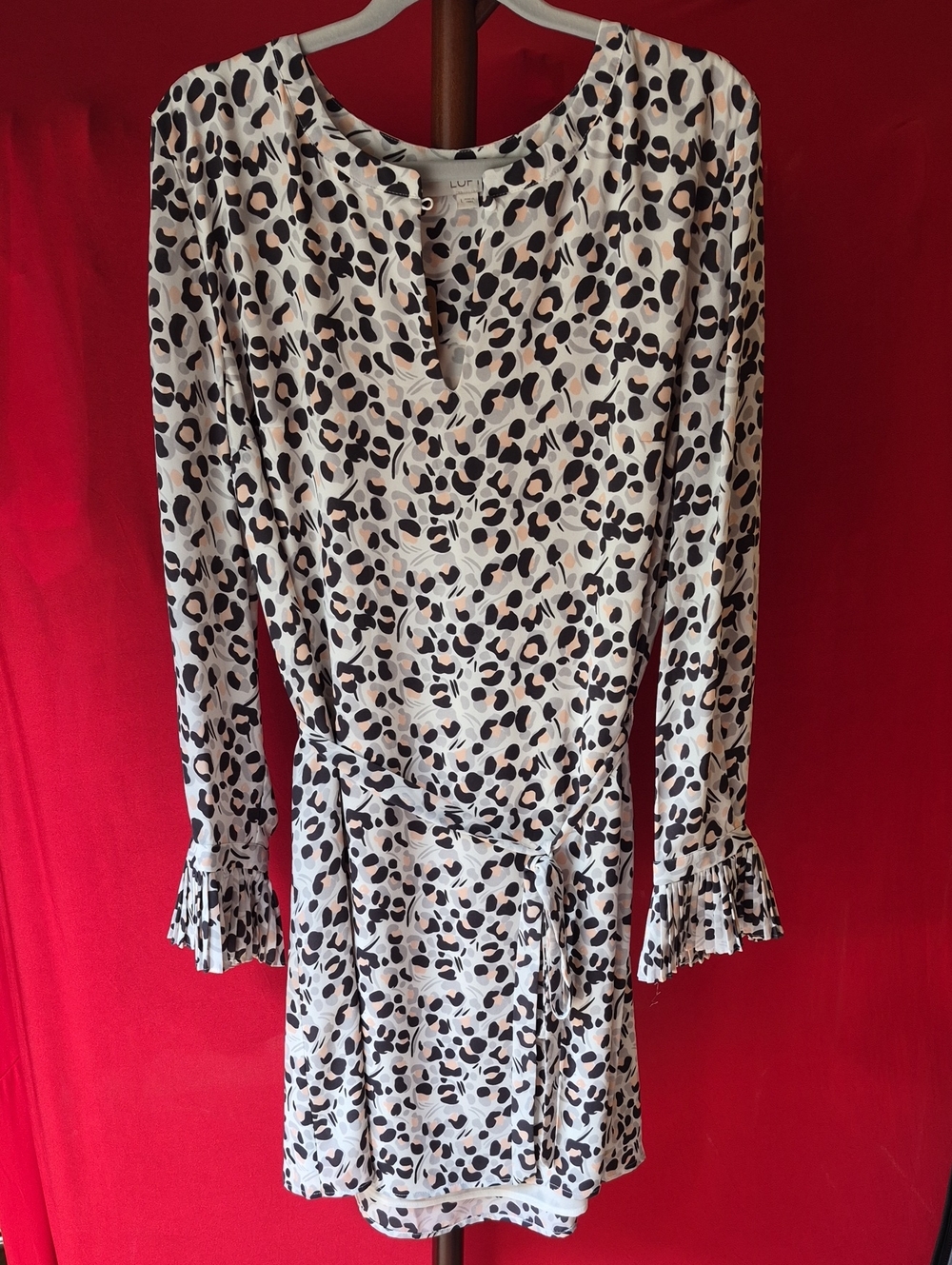 LOFT Long Sleeve Leopard Print Tie-Waist Dress - White, Black, Brown Size L - Picture 1 of 3